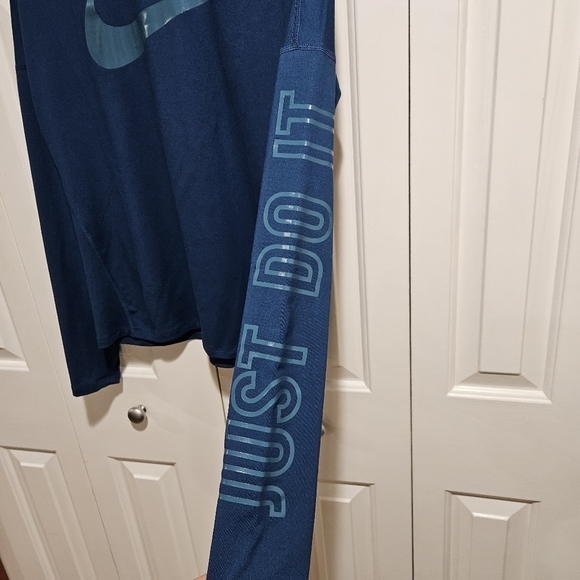 Nike Just Do It Longsleeve Blue Activewear Running Top Size Small - Picture 4 of 11